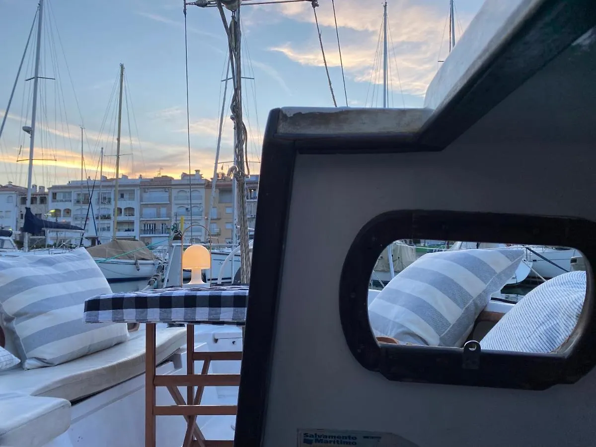 Alojate En Un Velero En Empuriabrava O Regala La Experiencia A Alguien Especial Hotel 0*,  Spain